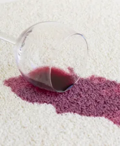 Wie entfernt man einen Rotwein-, Kaffee- oder Blutfleck aus einem Teppich oder Teppichboden (auch nach mehreren Tagen)? Wie Sie Ihre Teppiche, Teppichböden und Stoffe reinigen und Flecken entfernen